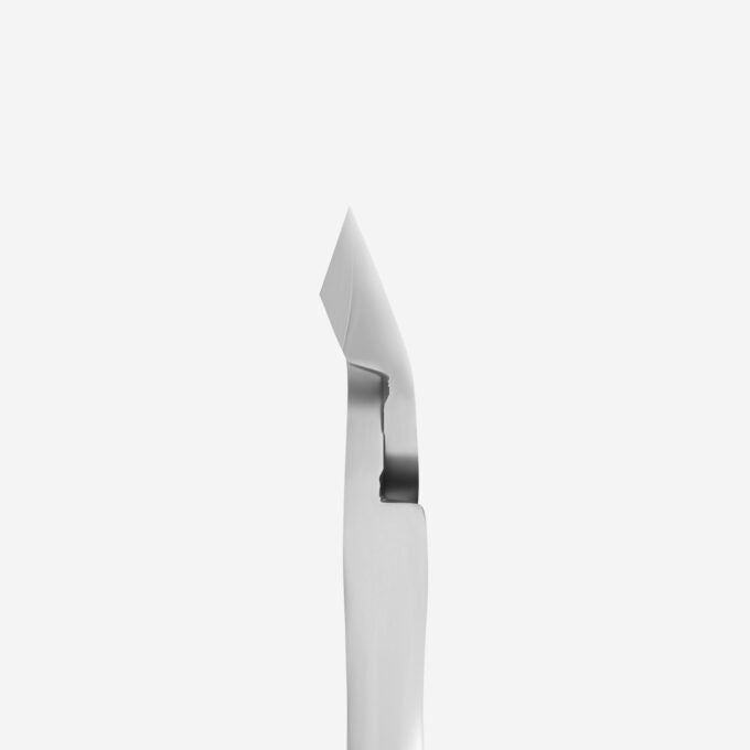 STALEKS PRO EXPERT 20 stainless steel professional cuticle nippers with 8 mm blades
