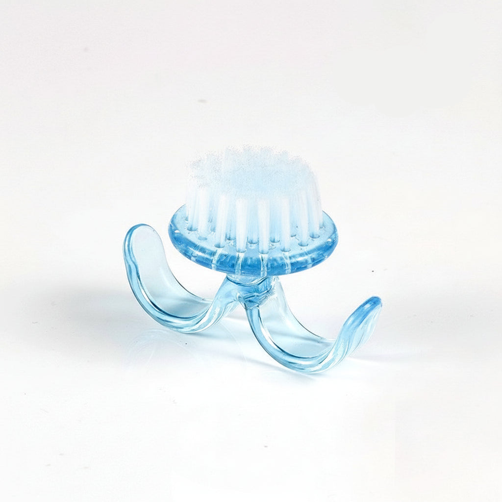 Nail Dust Brush with Cover Aqua