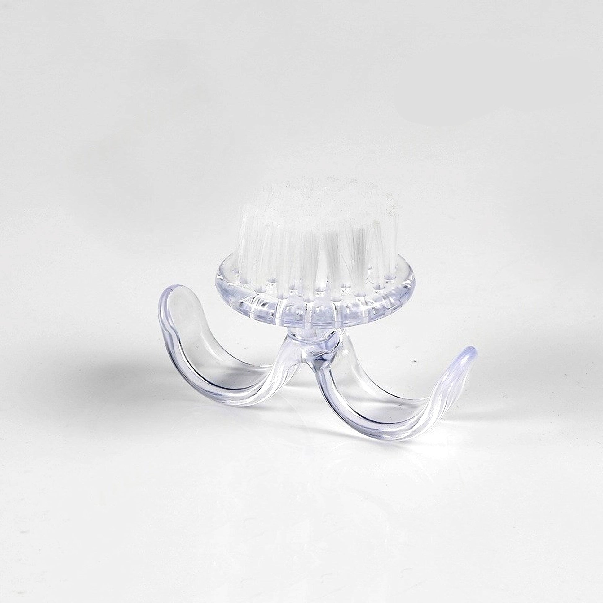 Nail Dust Brush with Cover Clear